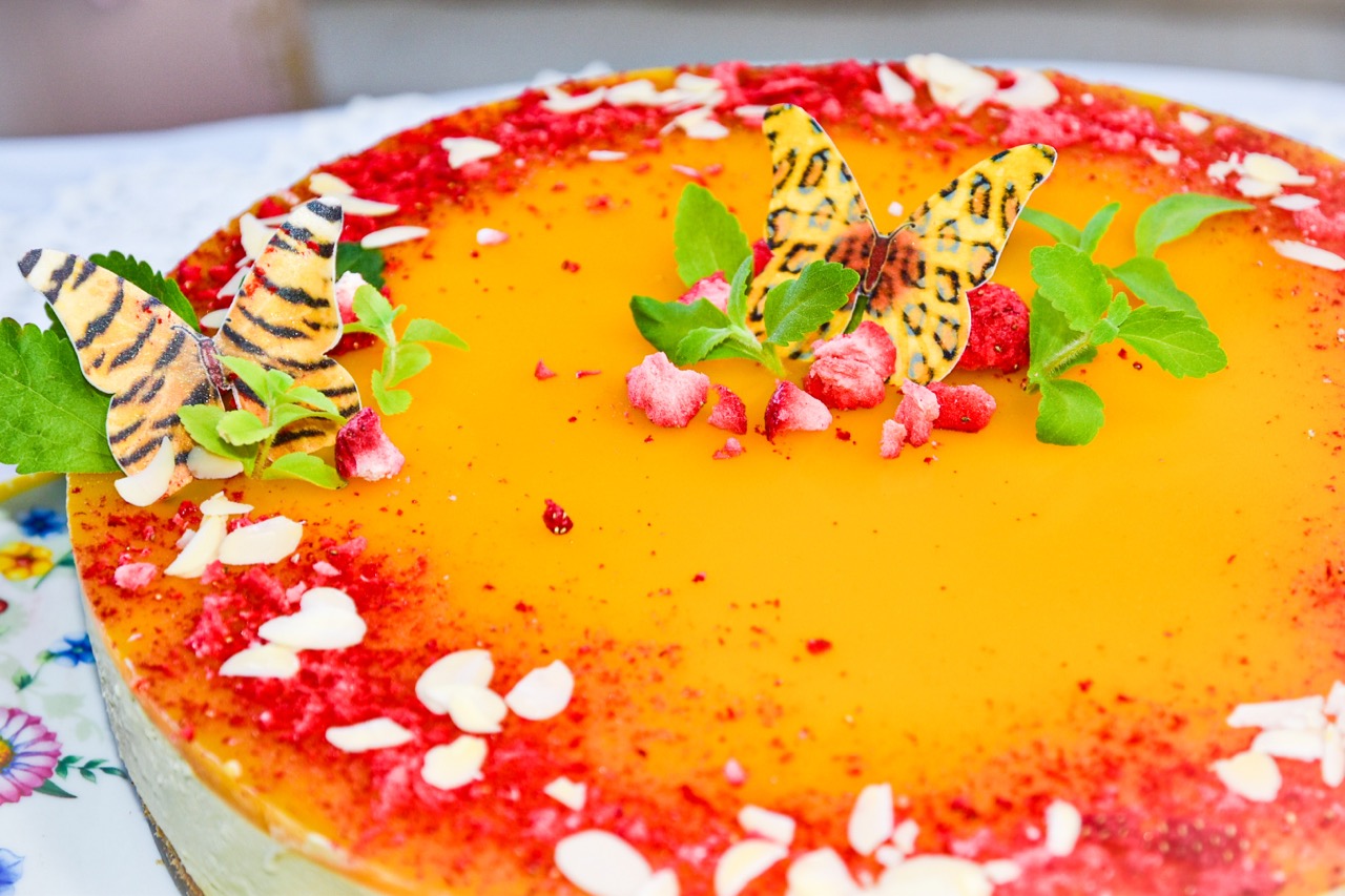 Mango mousse suhruvaba gluteeni vaba koorene tort mandli biskviit