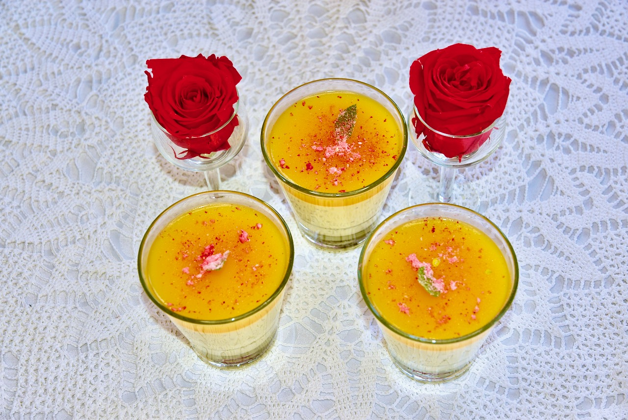 Mango mousse vahukoore magustoit golden steviaga suhkruvaba