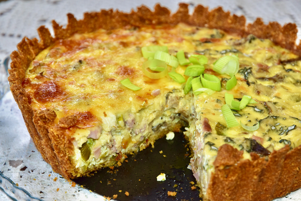 Gluteenivaba low carb keto seene kana porru quiche Golden stevia annika urm Gluteenivaba Madalate Süsivesikutega Keto Seene Suitsukana Porru Quiche